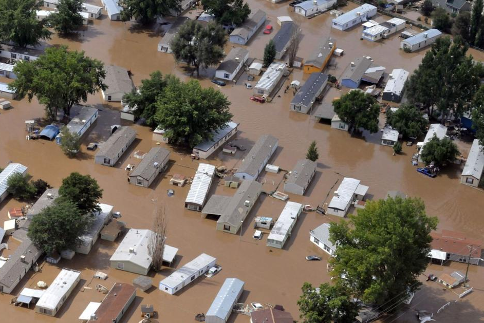 Bao cao khi hau bi ro ri gay chan dong hinh anh