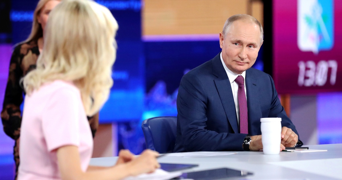 putin tiem vaccine sputnik V anh 1