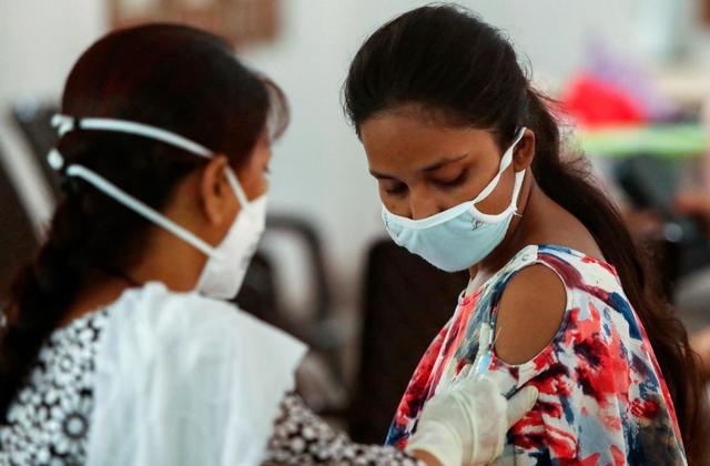 tro ngai san xuat vaccine anh 2