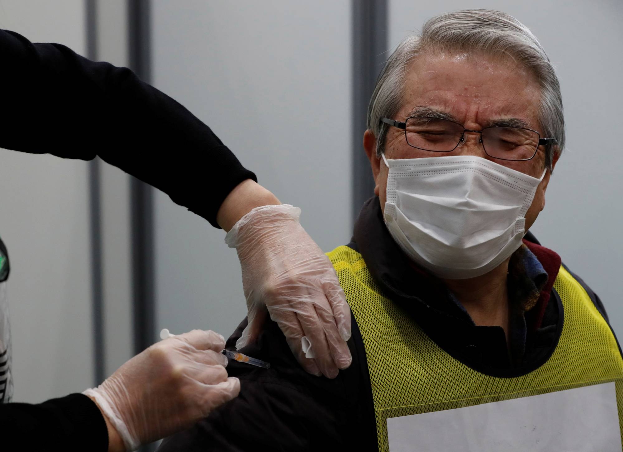 Ty le tiem chung tai Nhat Ban sap vuot My hinh anh