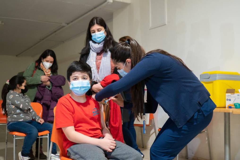 chile tiem vaccine sinovac anh 1