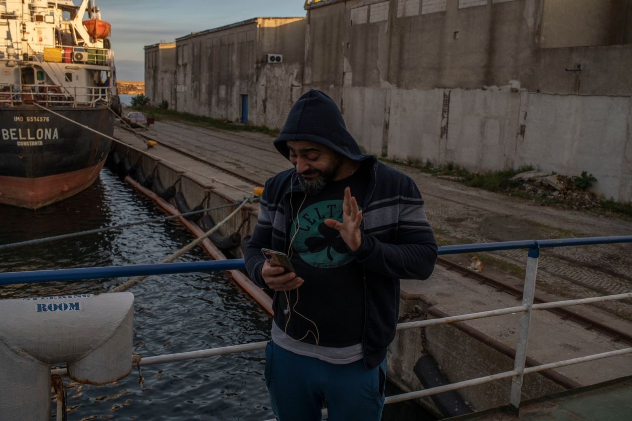 thuy thu mac ket anh 2