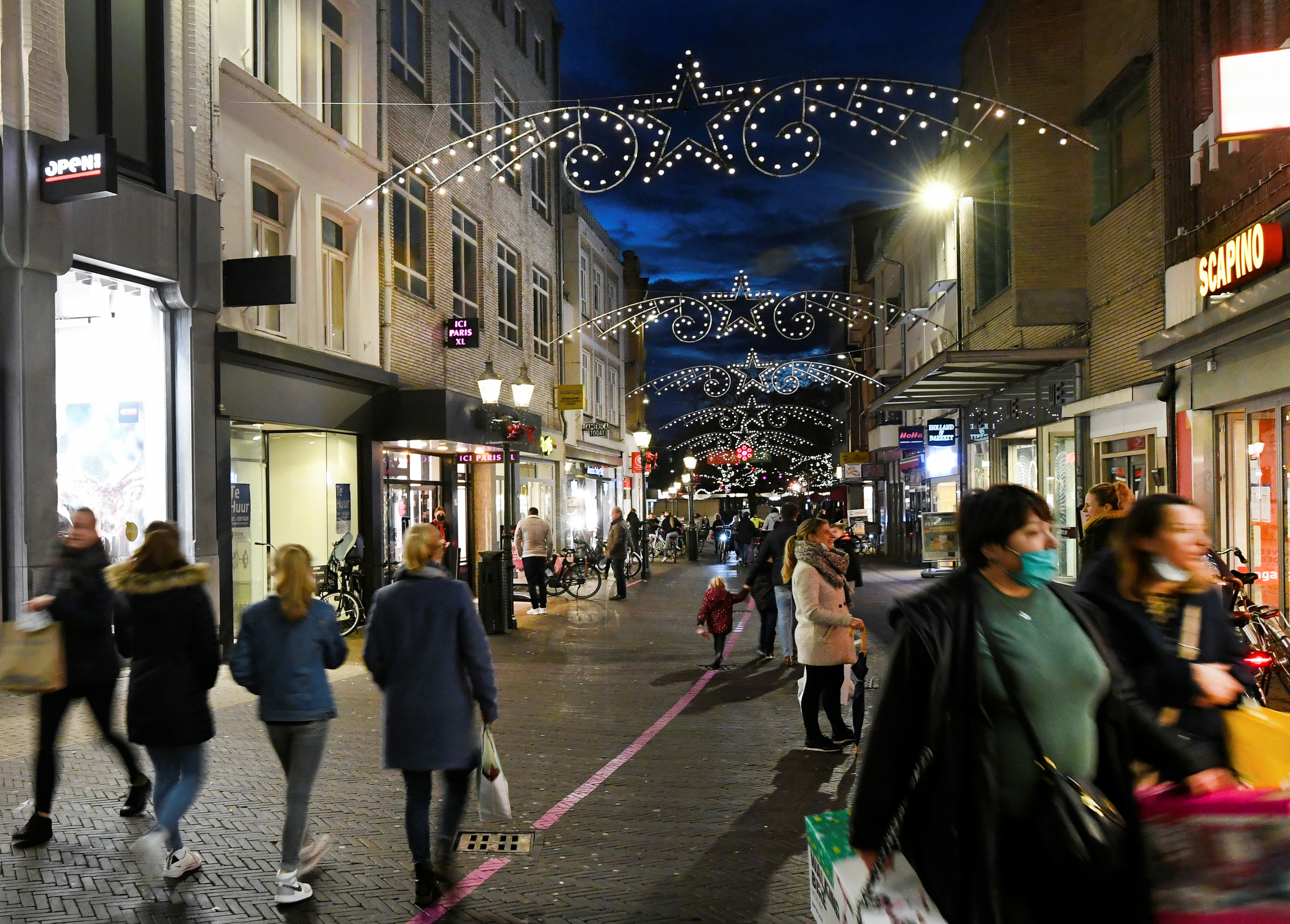 phong toa covid-19 anh 4