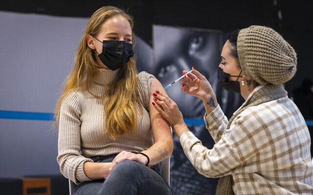 israel tiem mui 4 anh 7