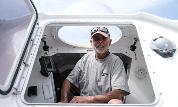 Cu gia 75 tuoi qua doi khi co cheo thuyen vuot Dai Tay Duong hinh anh