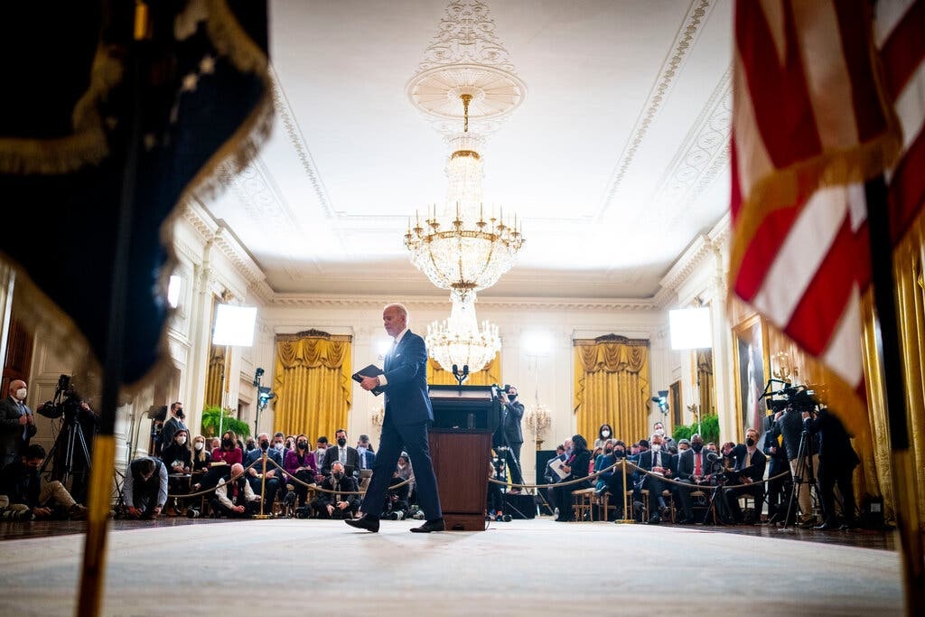 biden tim lai tin nhiem nho ukraine anh 1