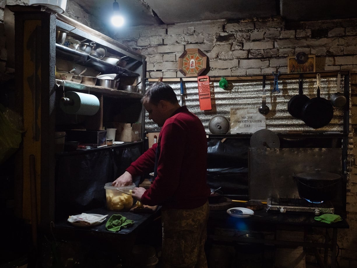 cuoc song mien dong ukraine anh 2