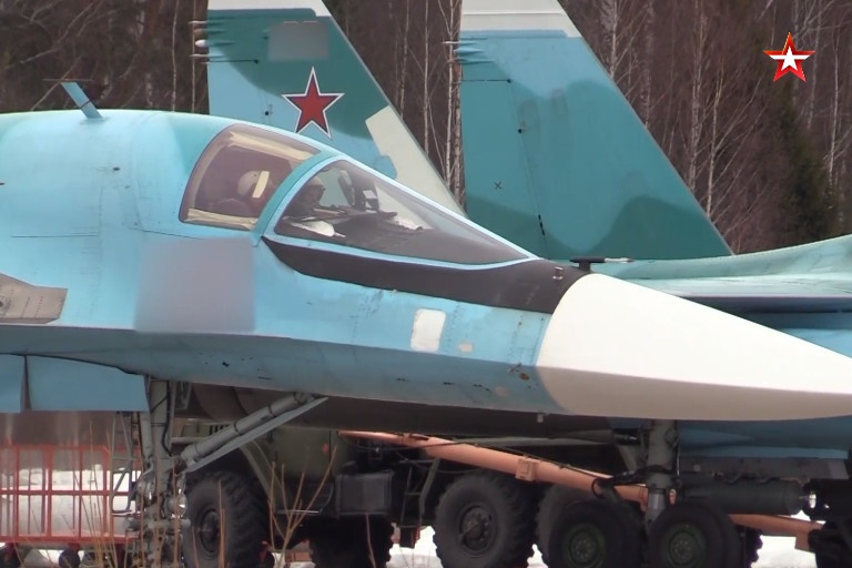 Nga tung video Su-34 tan cong bang vu khi chinh xac cao hinh anh