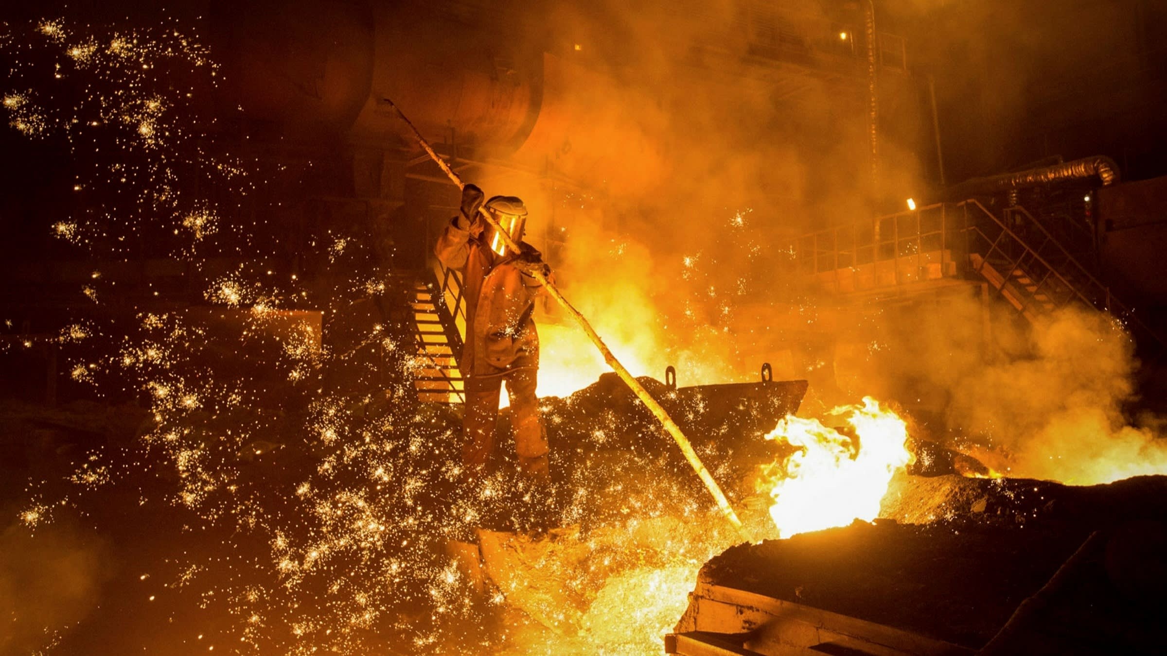 Tai sao Abramovich bi trung phat anh 2