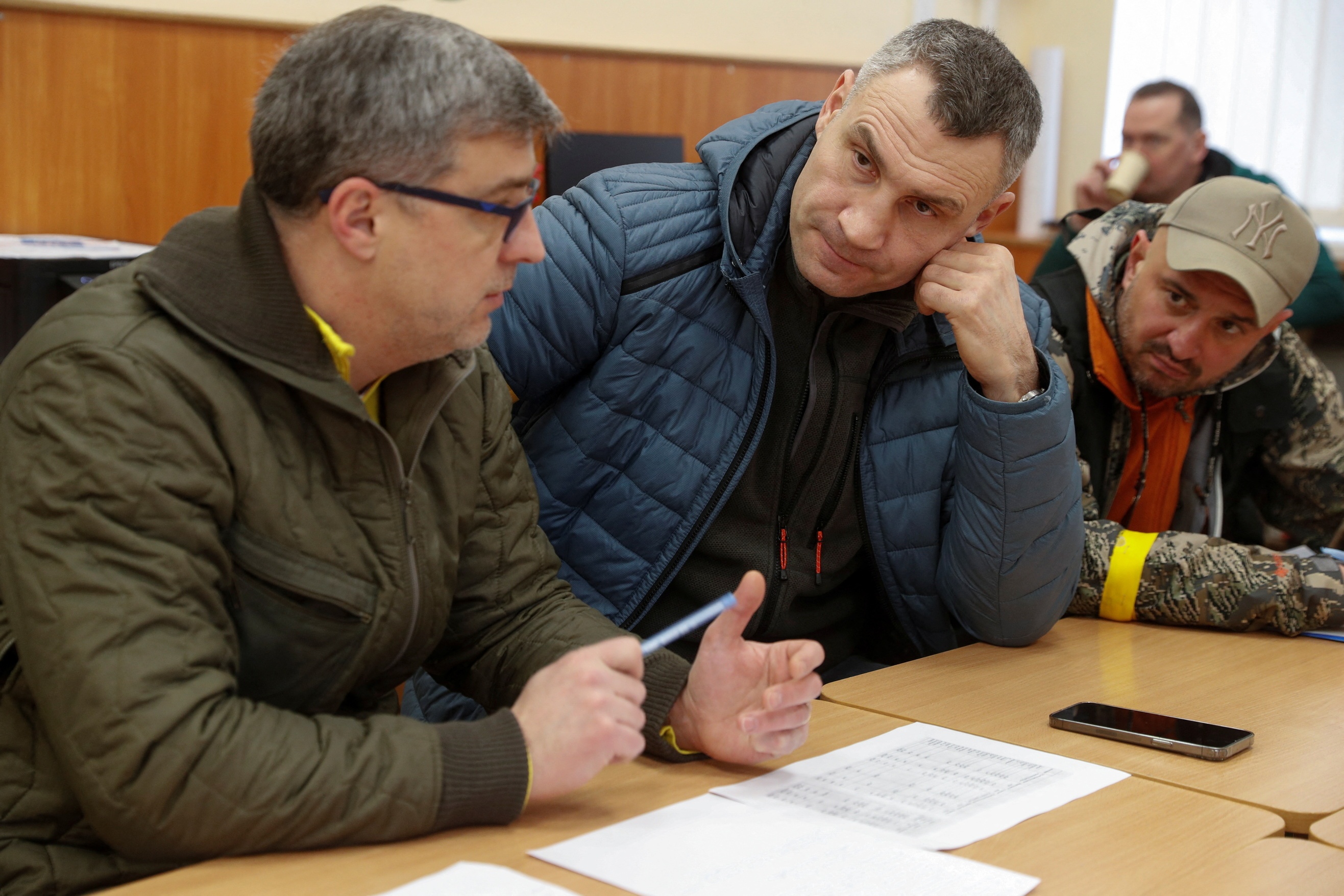 kyiv chuan bi chien tranh anh 10