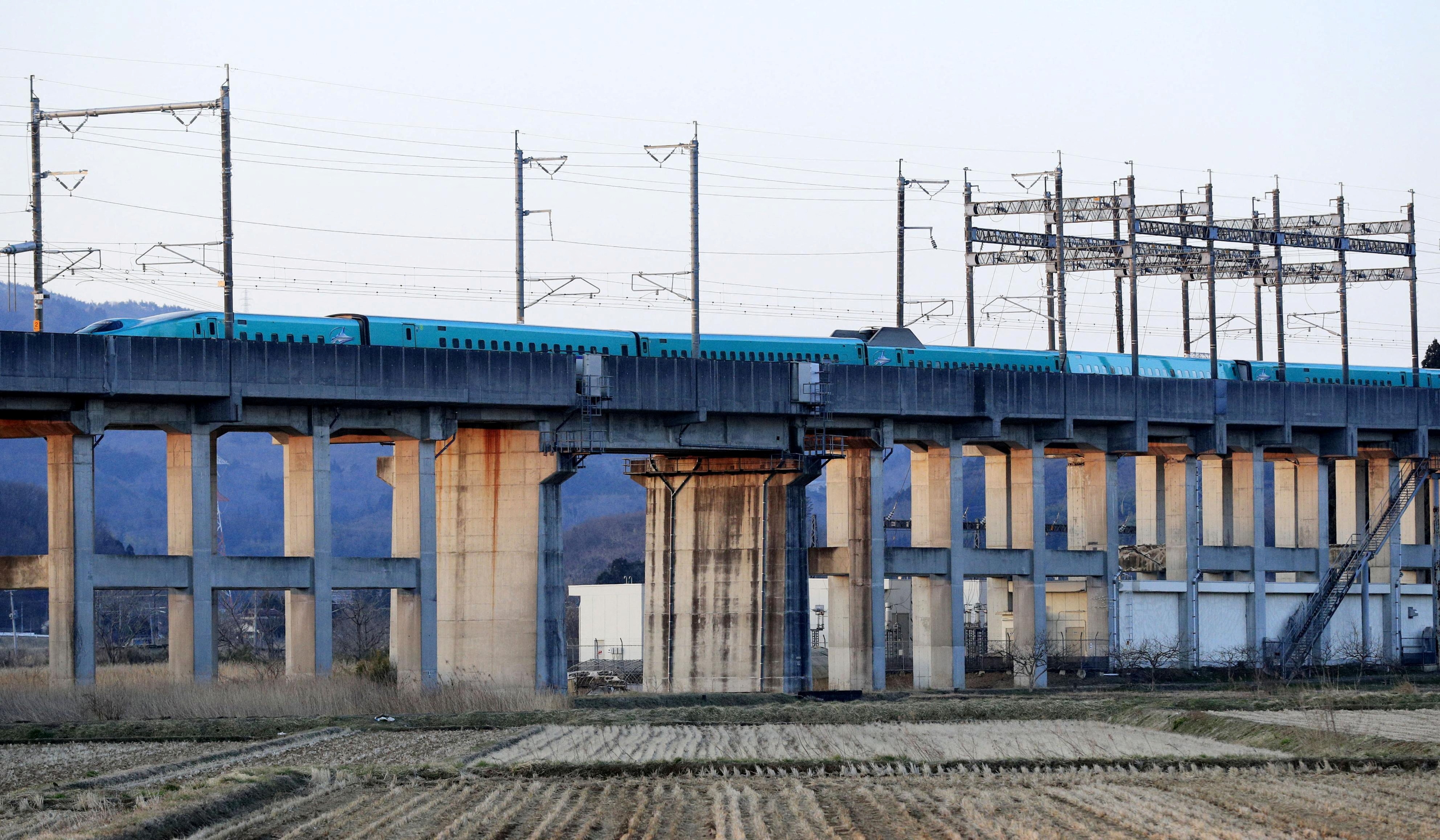 dong dat tai nhat ban anh 12