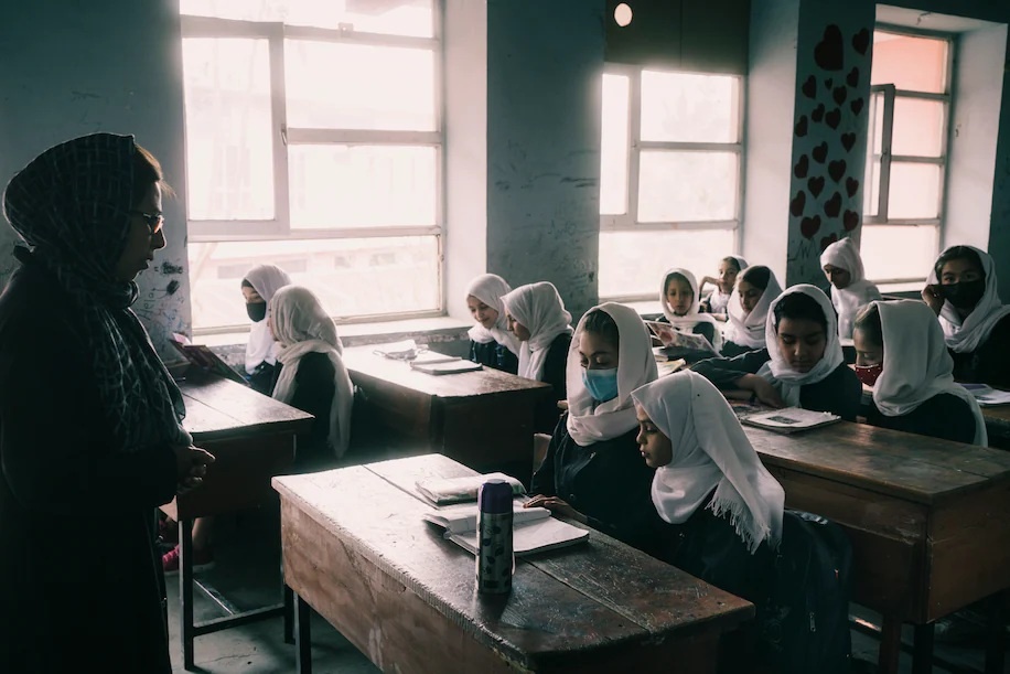 vien tro Afghanistan anh 1