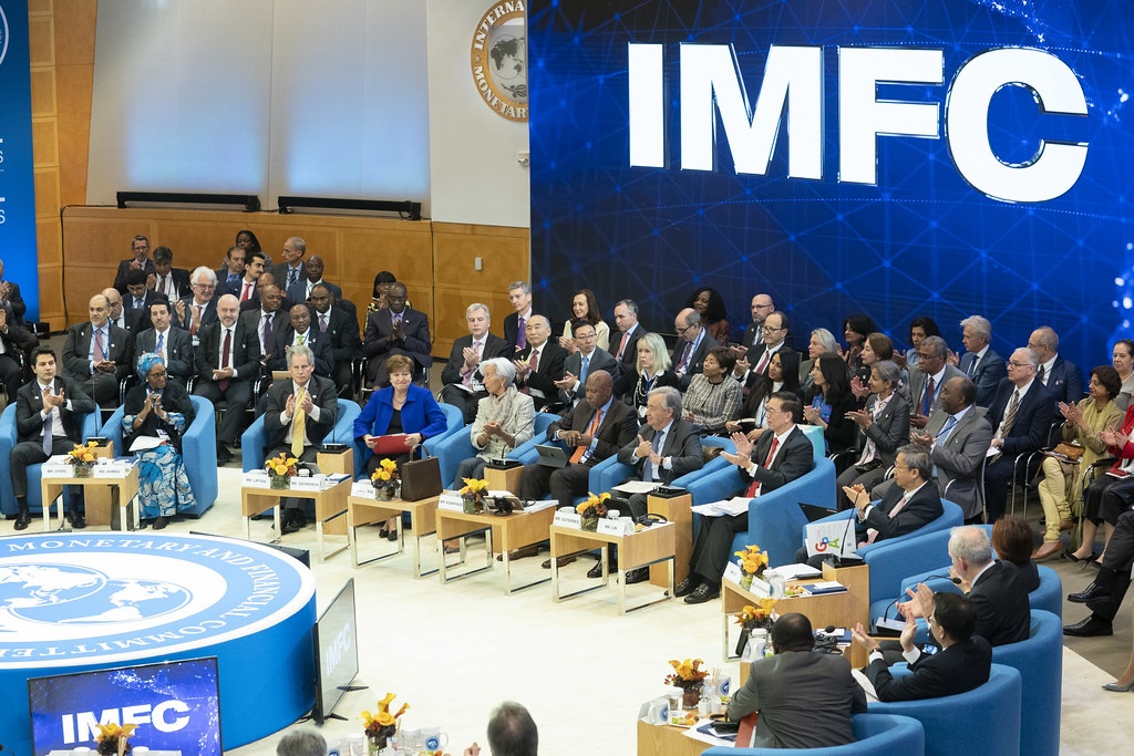 Nhieu bo truong roi phong hop khi bo truong Tai chinh Nga phat bieu hinh anh