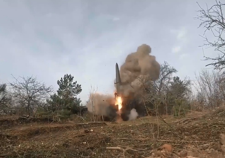 Nga tung video phong ten lua Iskander tieu diet muc tieu hinh anh