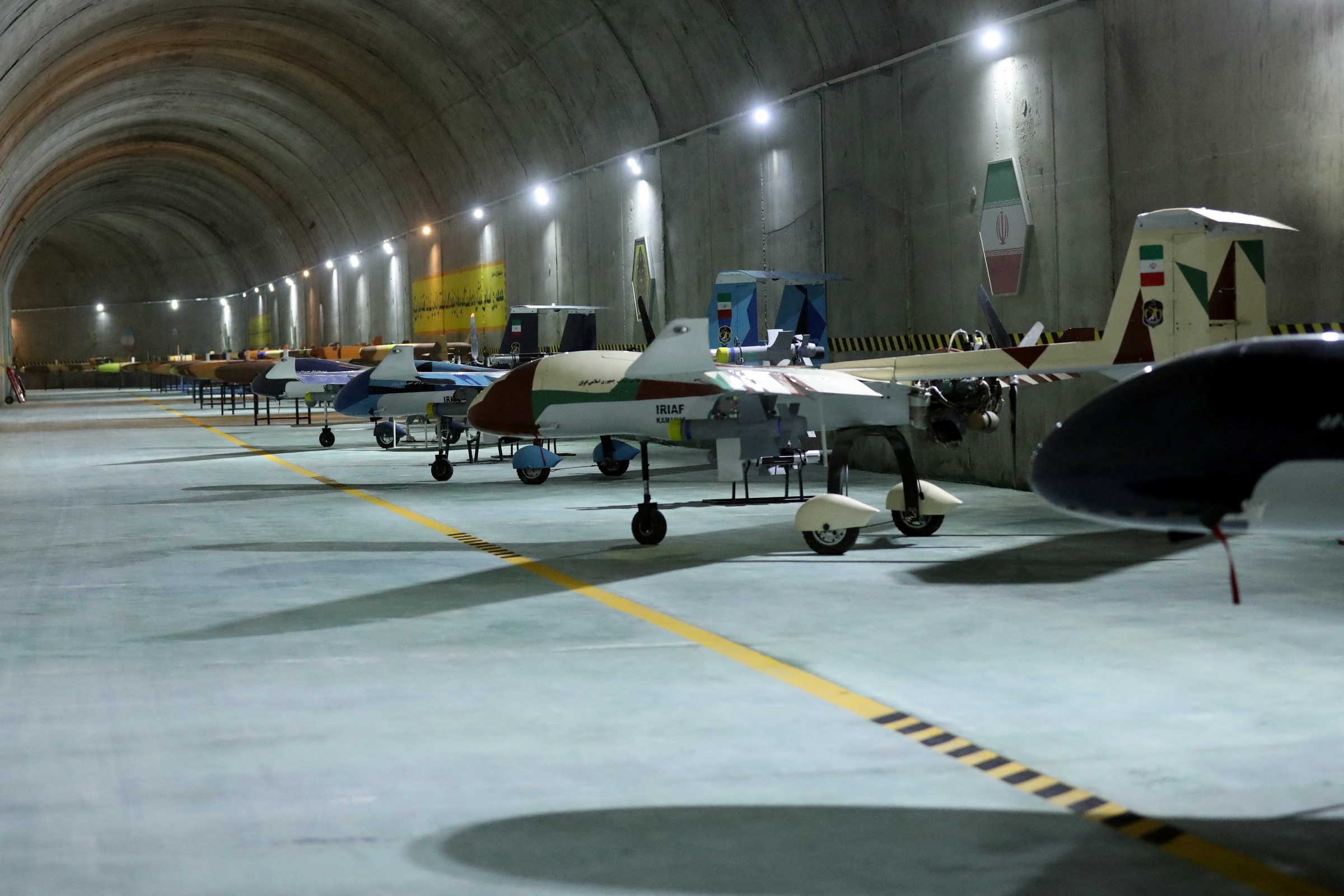 can cu UAV Iran anh 8