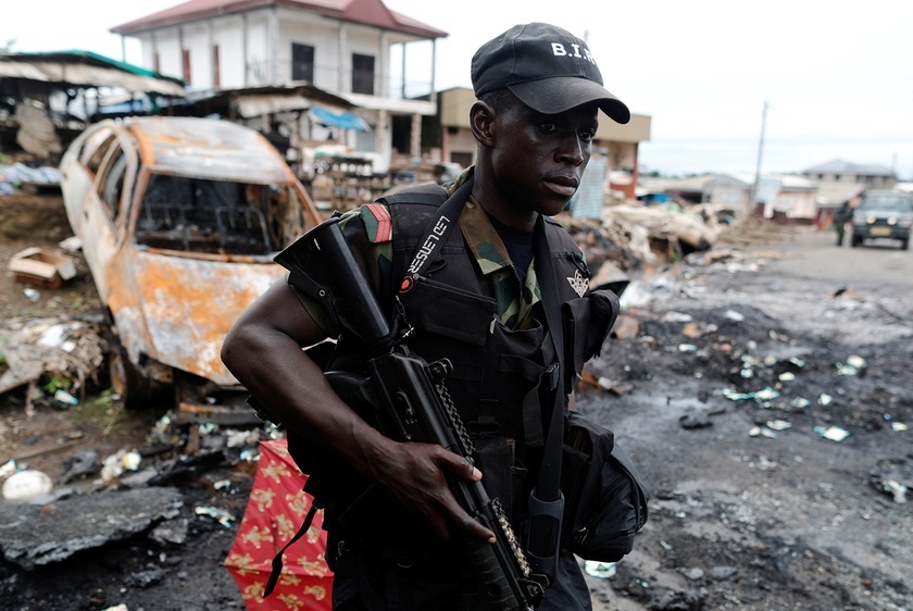 Cac tay sung sat hai 24 nguoi o Cameroon hinh anh