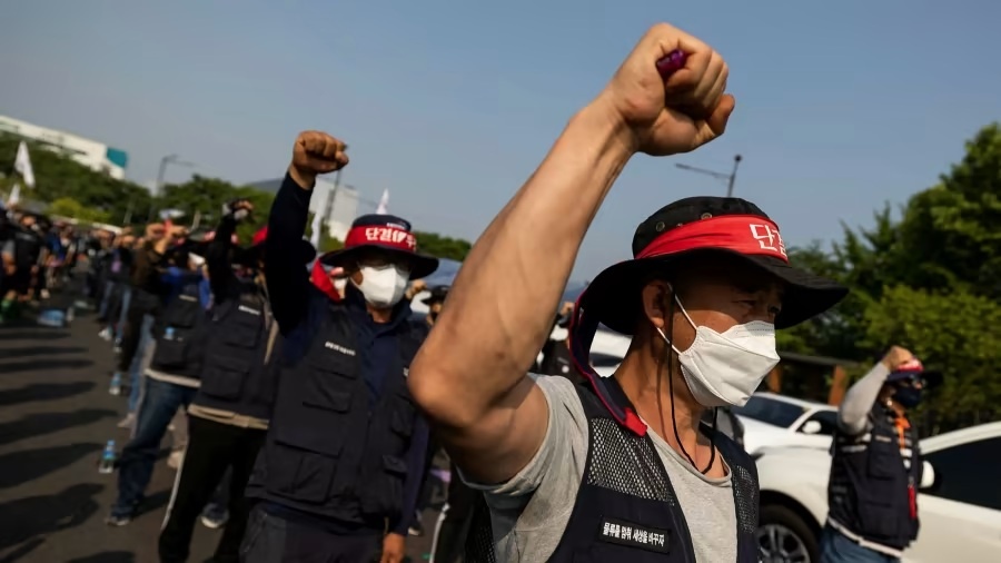 dinh cong tai han quoc anh 1