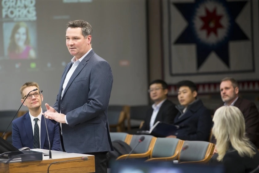 nha may trung quoc tai my anh 3