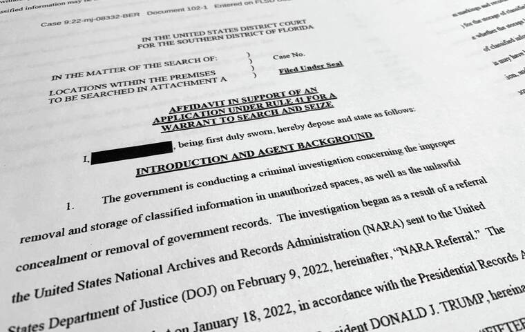 FBI kham Mar-a-Lago sau khi phat hien 184 tai lieu mat hinh anh