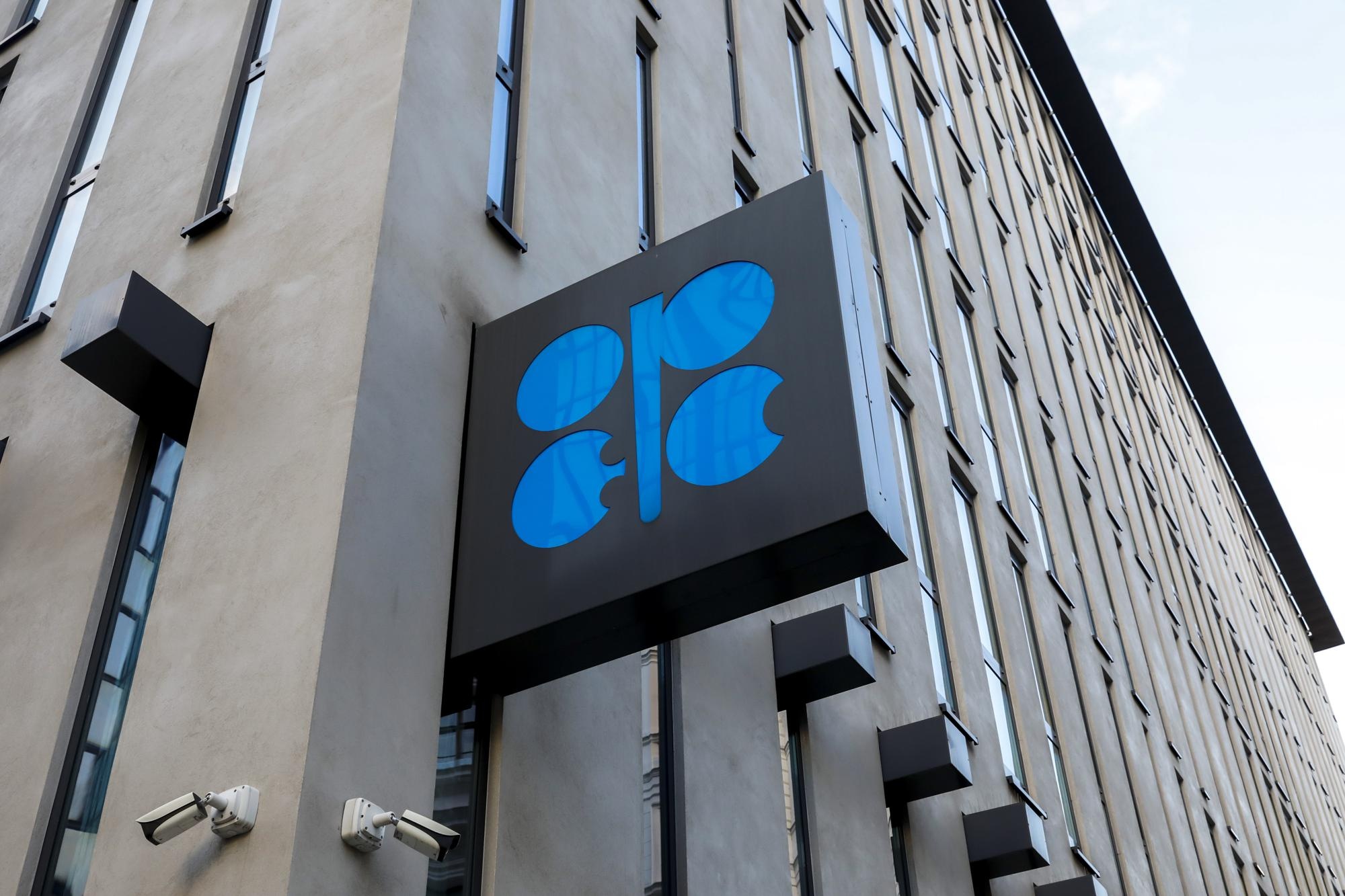 opec+ giam san luong dau anh 1