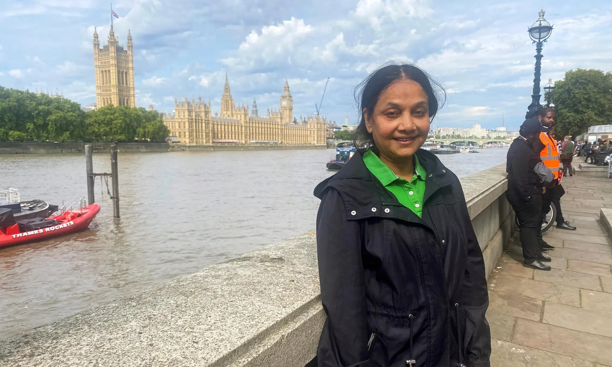 xep hang vieng nu hoang anh 1