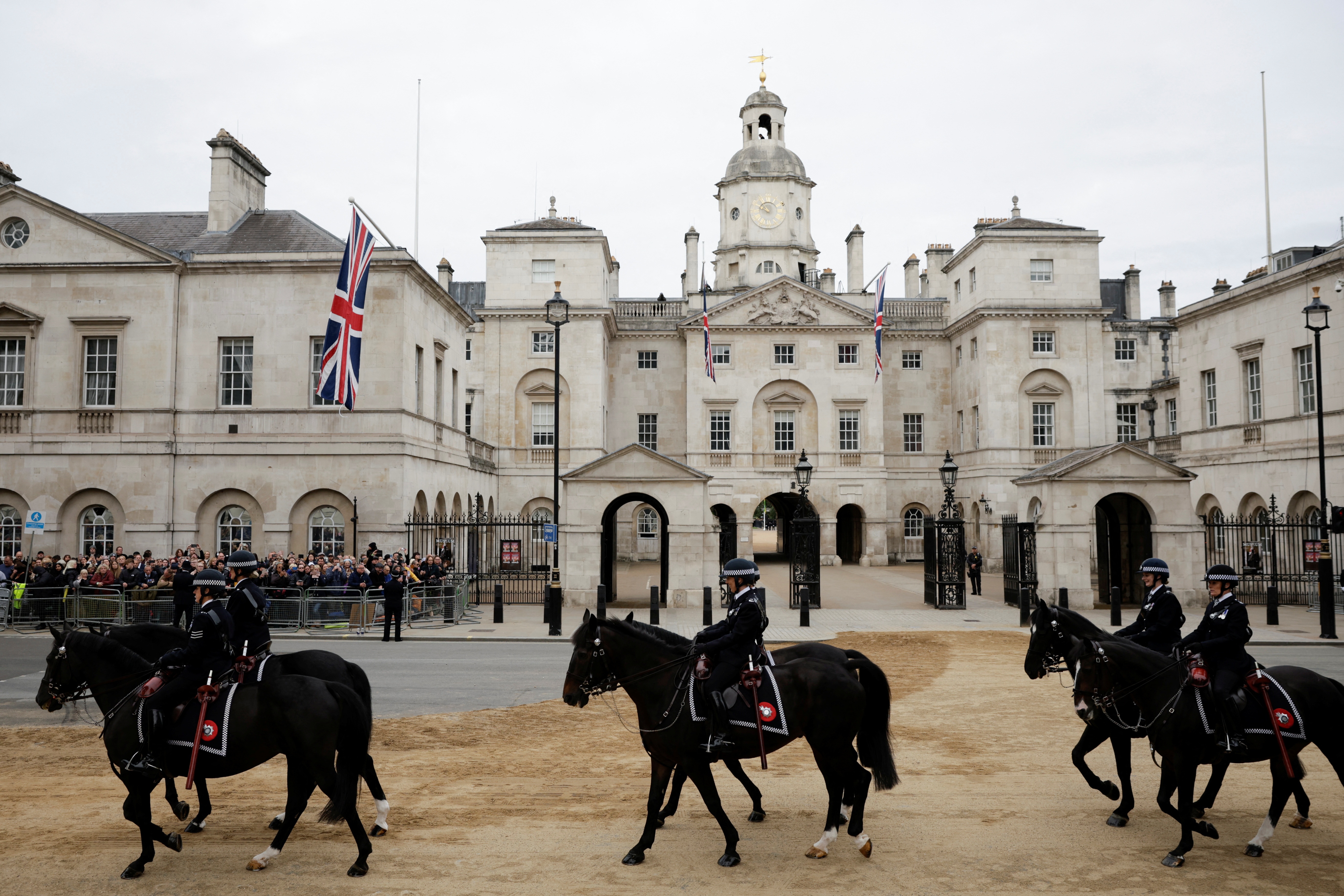 an ninh tang le anh anh 10