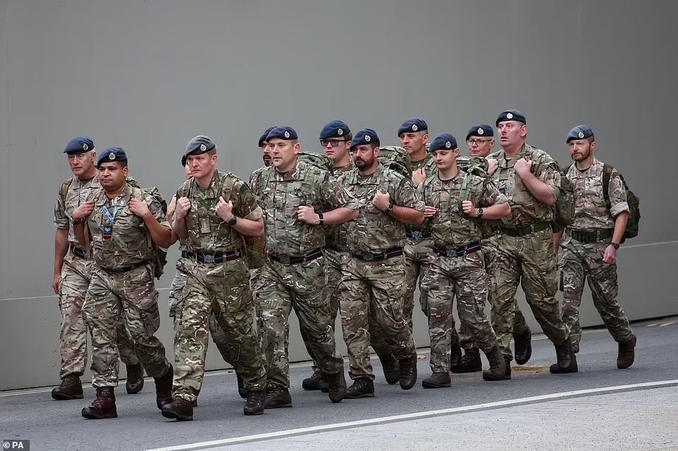 an ninh tang le anh anh 4