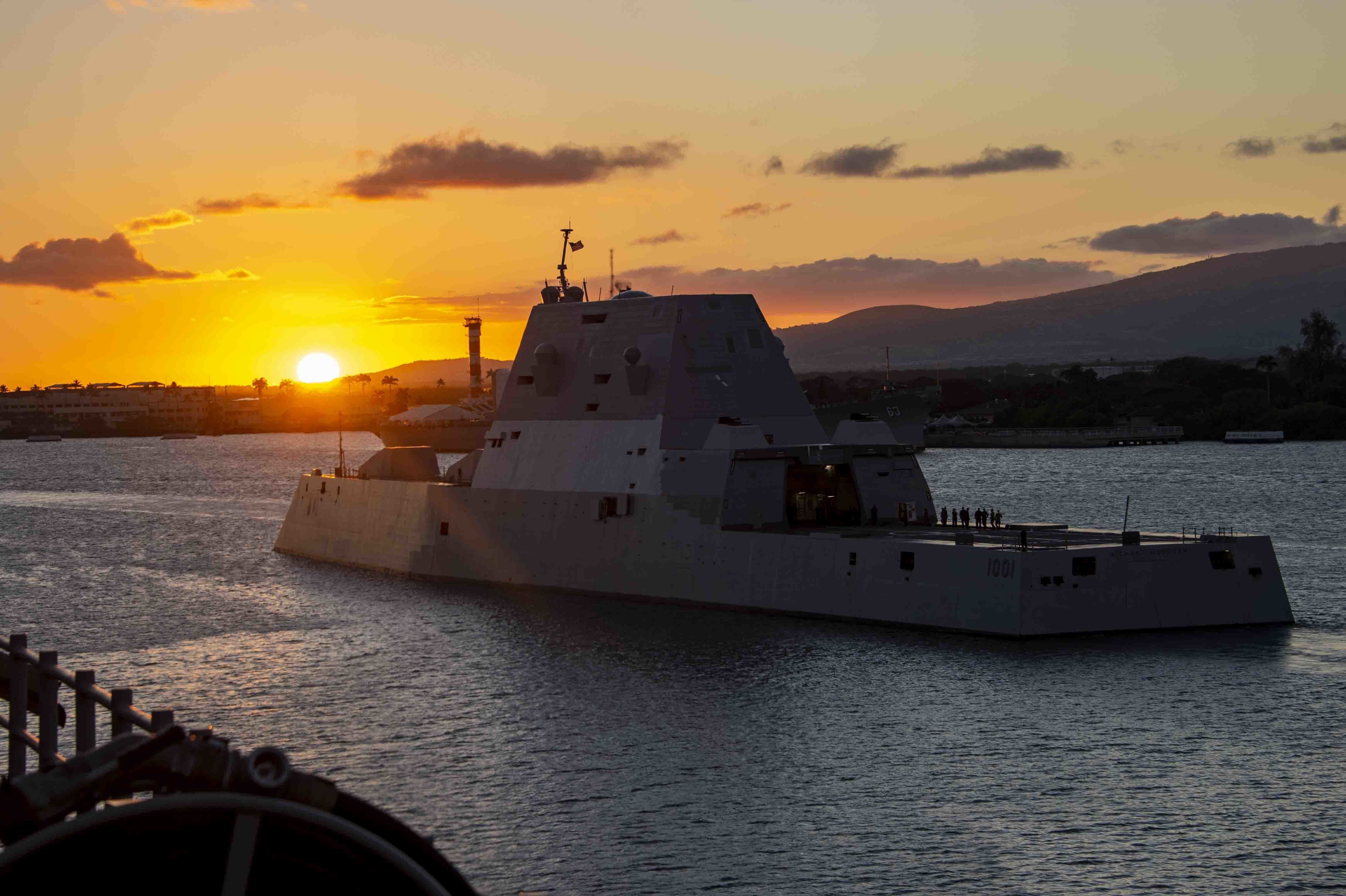 tau uss zumwalt anh 2