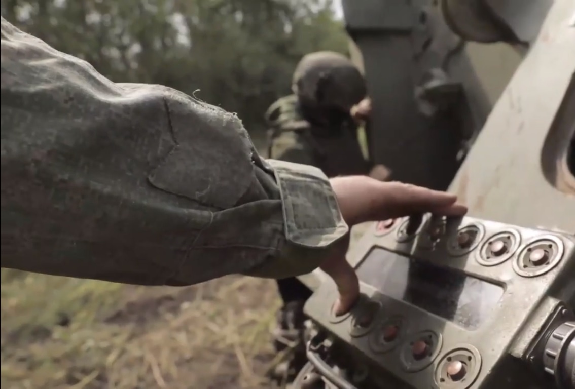 Video coi tu hanh Nga tham chien tai Ukraine hinh anh