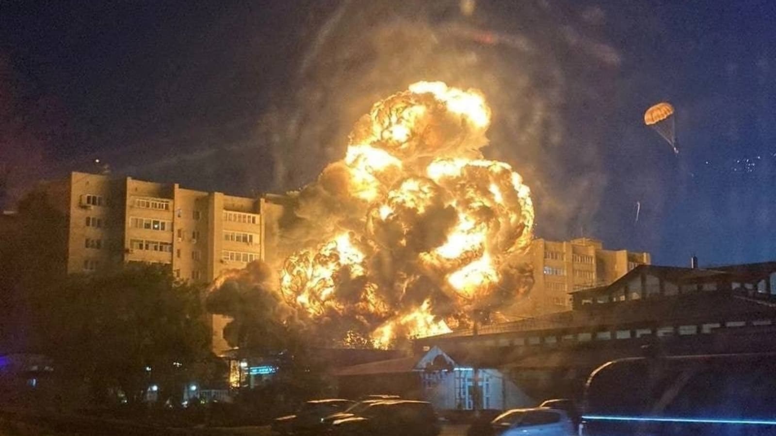 So nguoi thiet mang vu Su-34 lao vao chung cu o Nga tang len 13 hinh anh