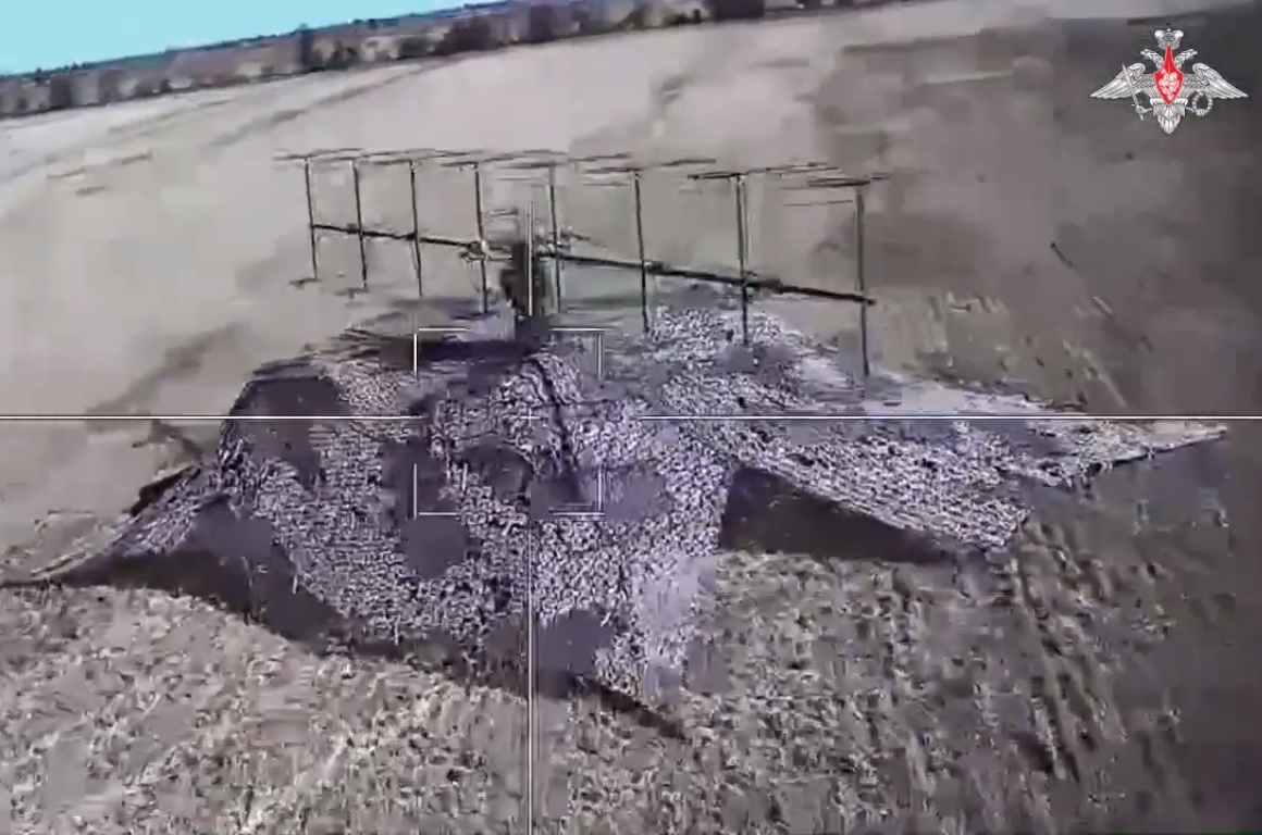 Nga tung video dung UAV tan cong khi tai cua Ukraine hinh anh