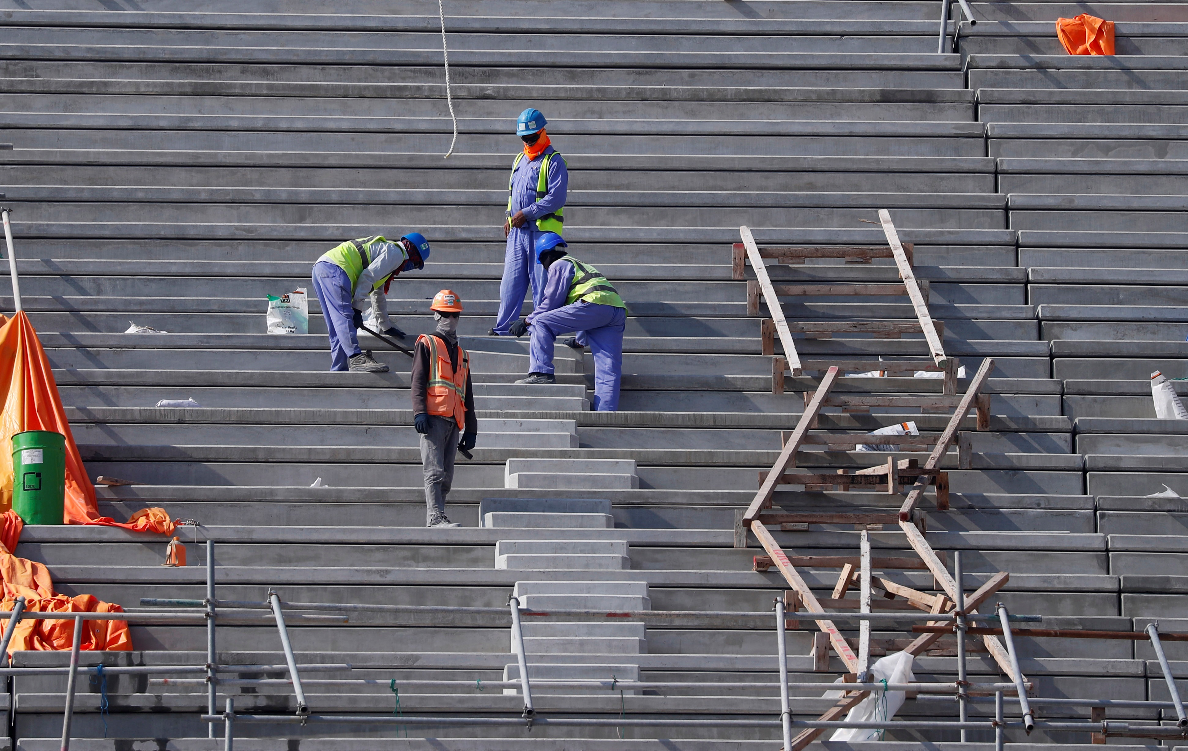 lao dong qatar anh 1