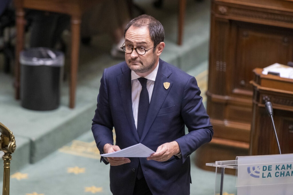 diep vien chau au anh 4