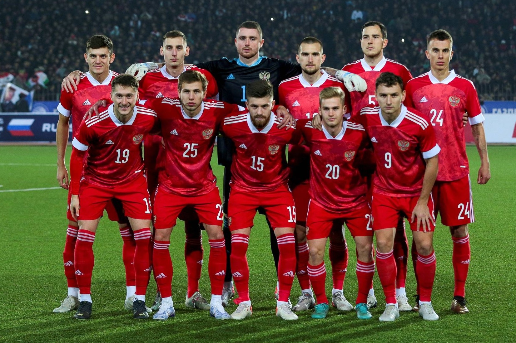 Lien doan Bong da Nga o lai UEFA hinh anh