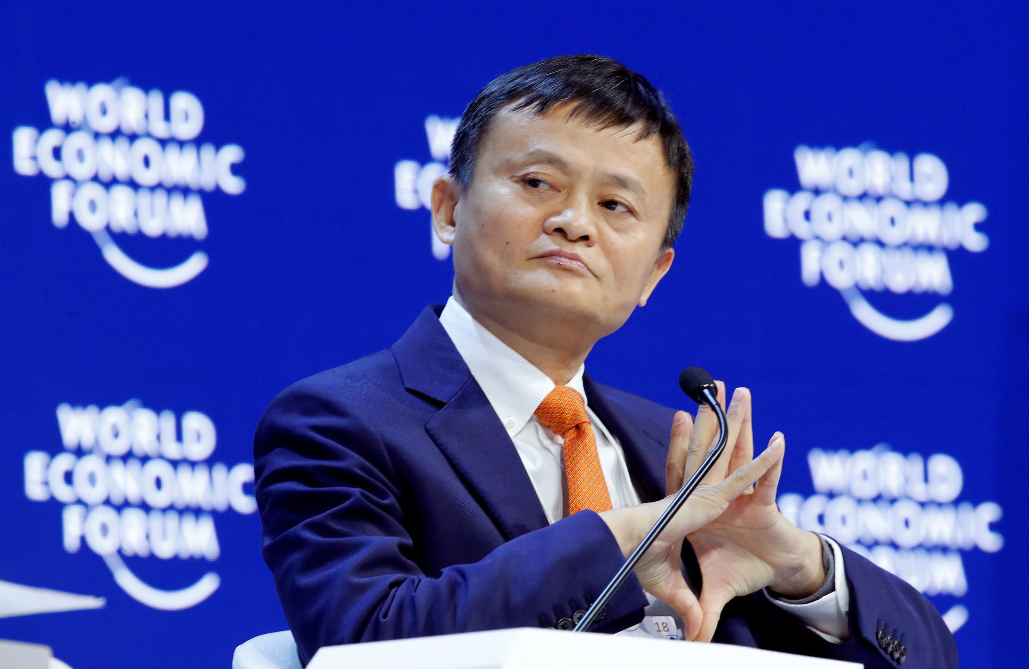 Ty phu Jack Ma bat ngo tham Pakistan hinh anh