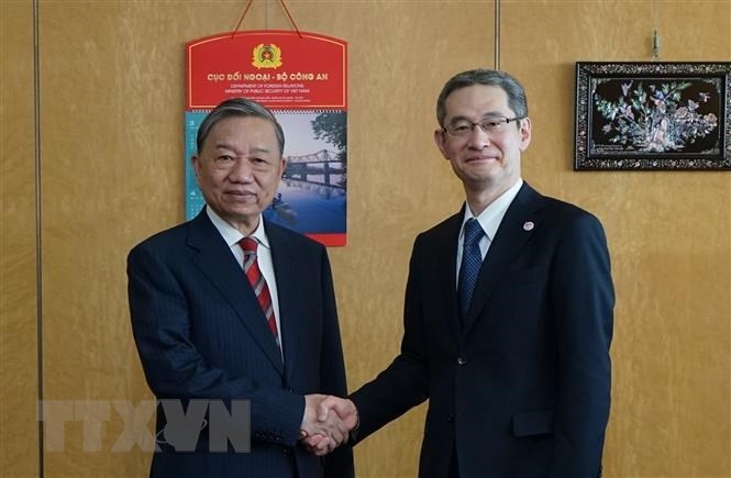 Viet Nam - Nhat Ban nhat tri tang cuong hop tac trong linh vuc an ninh hinh anh