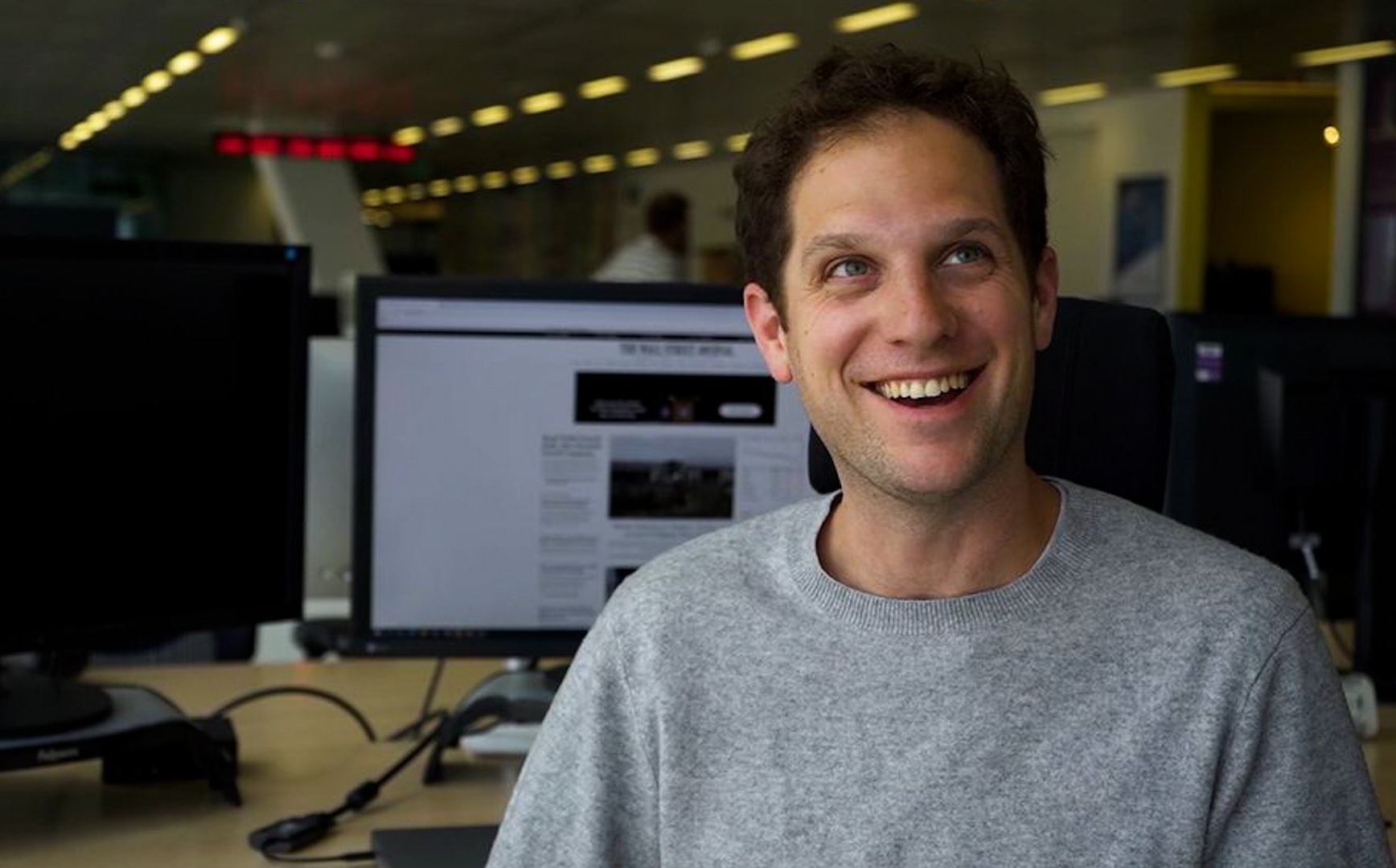 Co quan dieu tra Nga buoc toi nha bao WSJ lam gian diep hinh anh