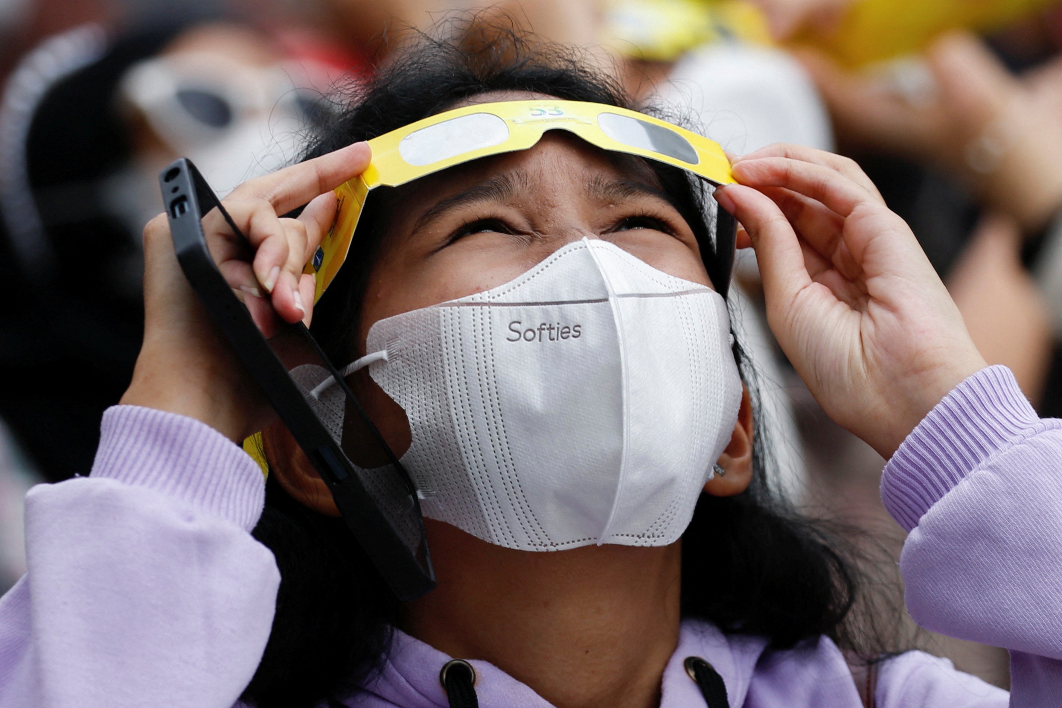 Nguoi dan the gioi hao huc ngam nhat thuc lai cuc hiem hinh anh