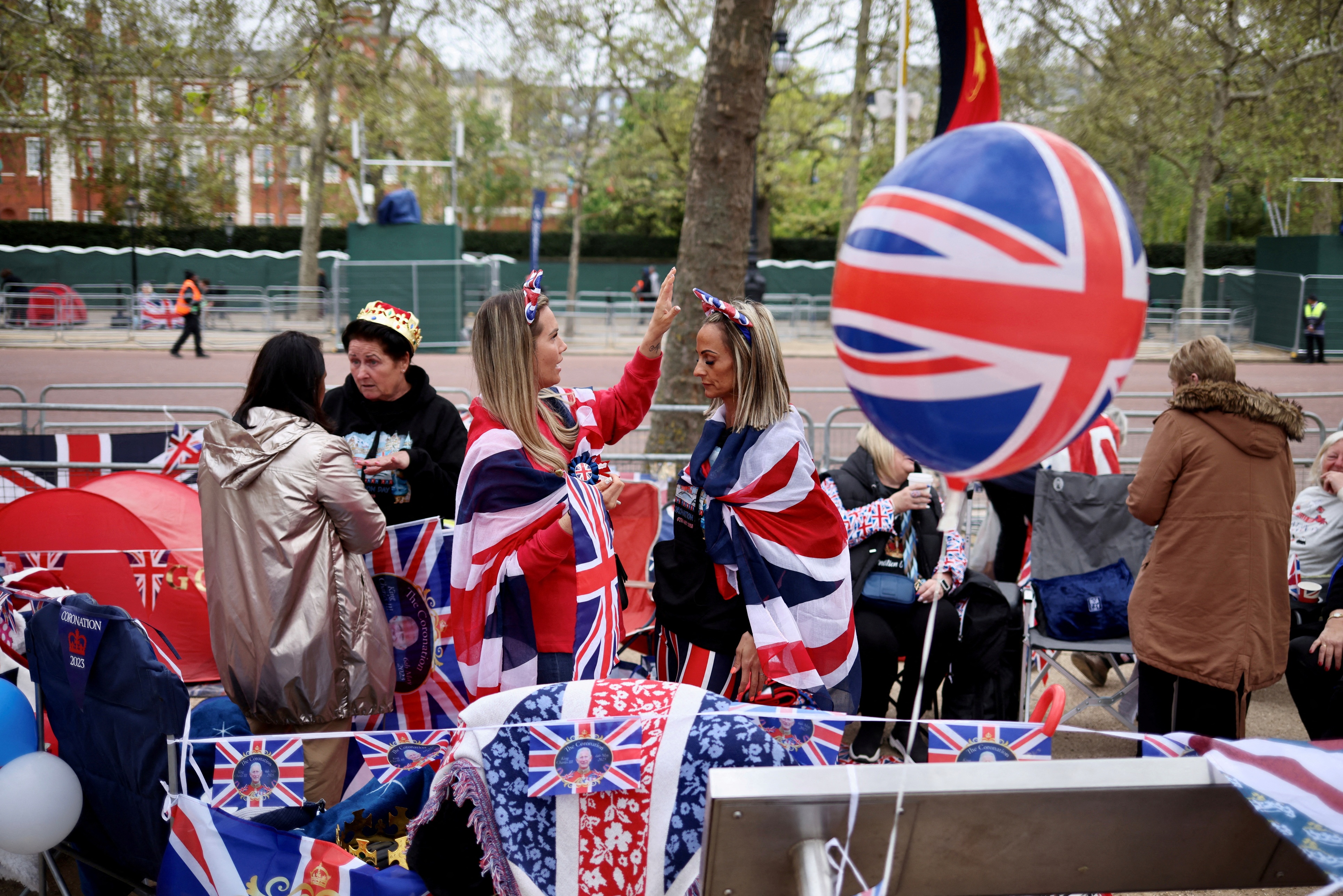 dang quang vua anh anh 6