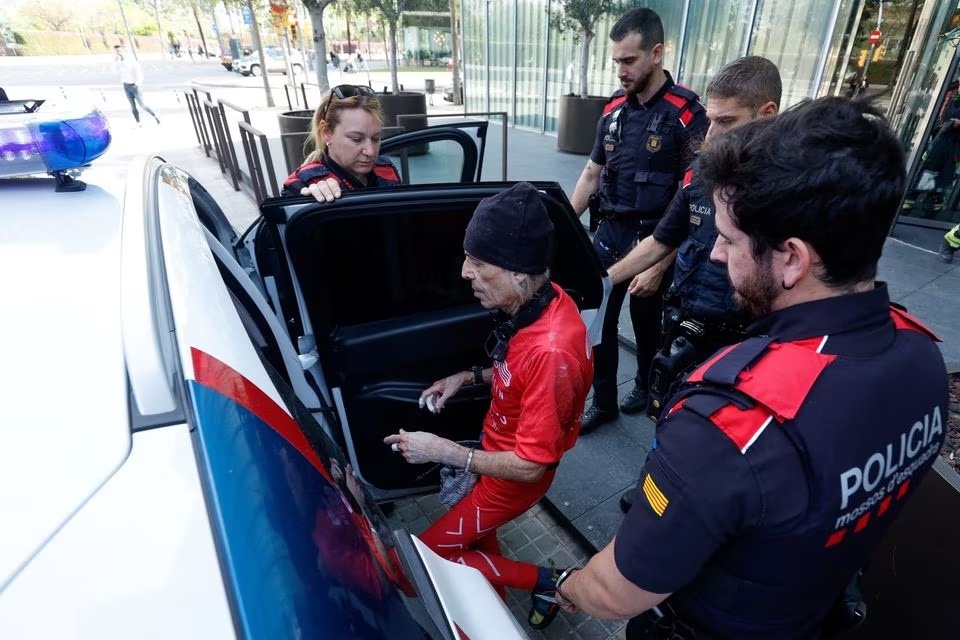 nguoi nhen phap anh 1