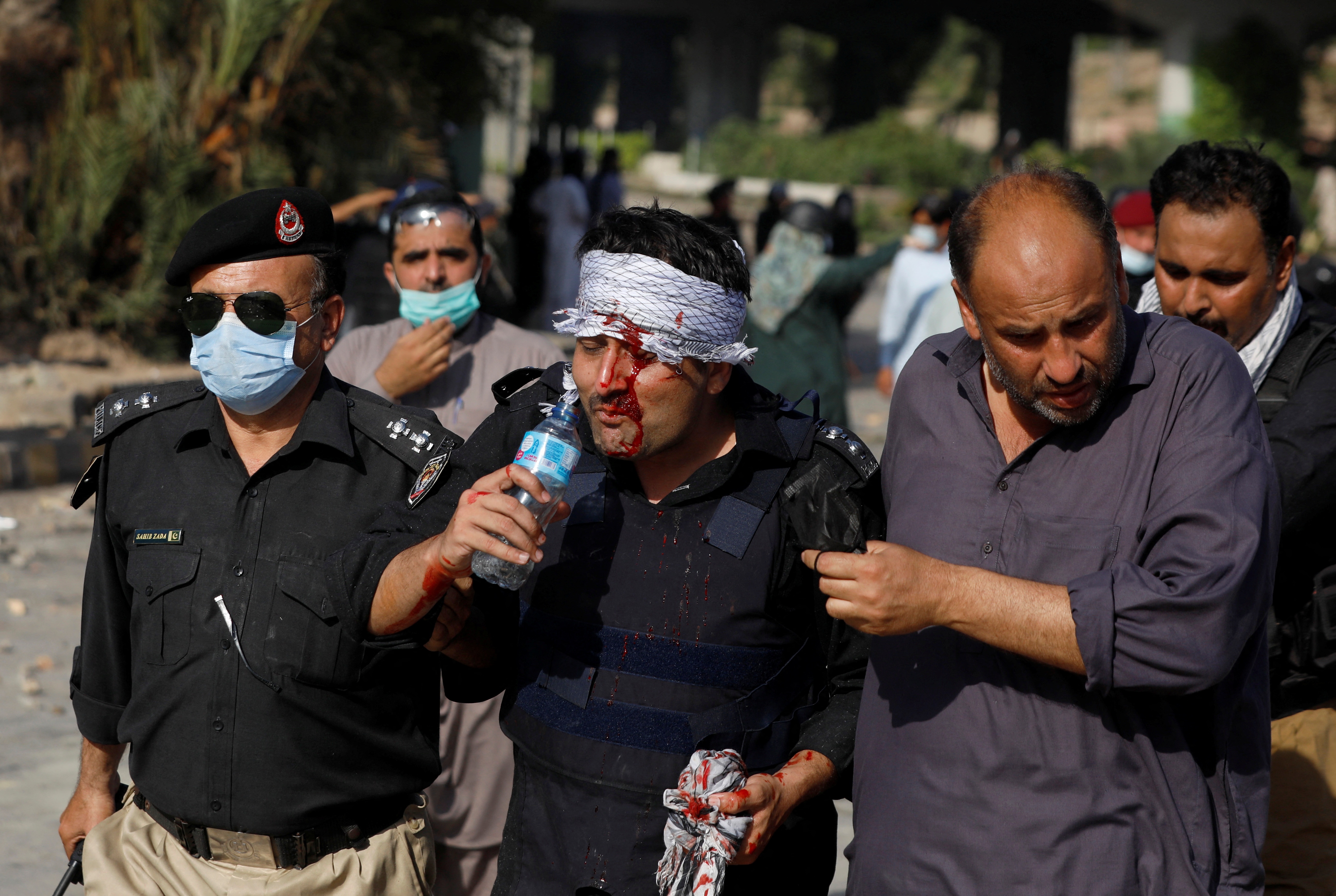 imran khan bi bat anh 11