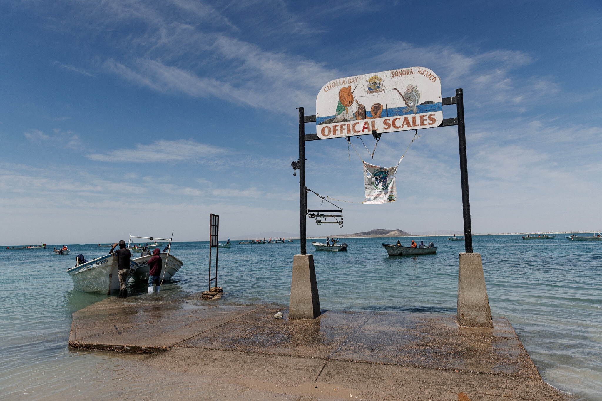 Tham vong nhap khau nuoc bien 5 ty USD hinh anh