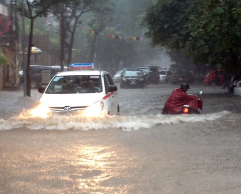 Ha Noi ngap nang khap noi hinh anh