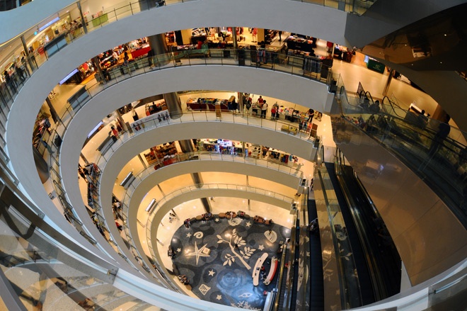 Can canh trung tam mua sam ty do o Han Quoc hinh anh