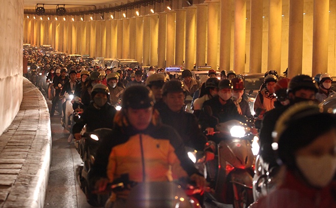 Chon chan hang gio o ham Kim Lien hinh anh