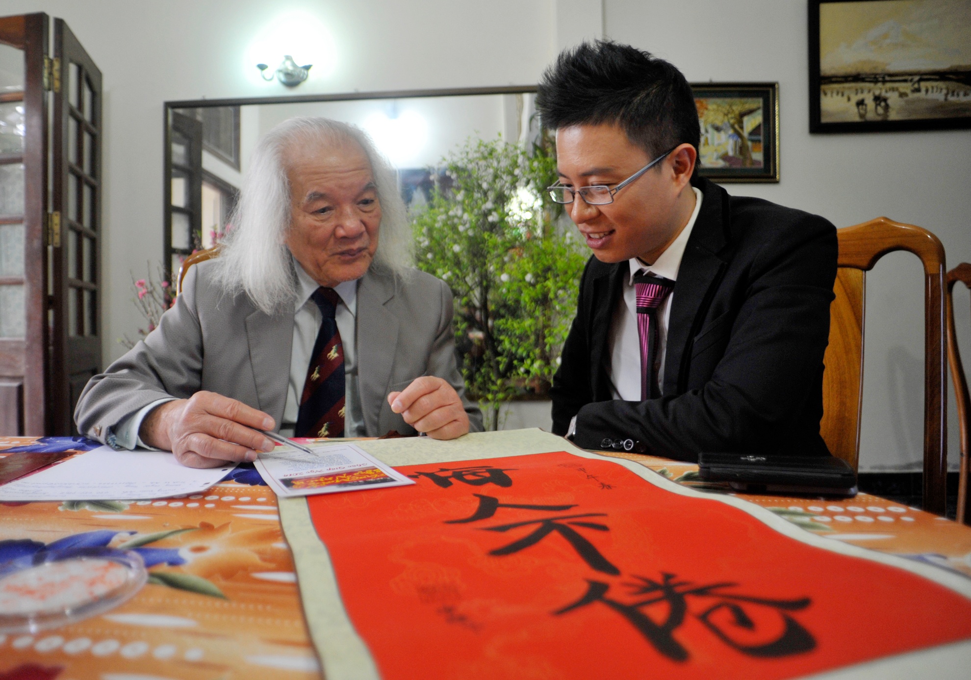 Nha giao, MC Le Anh di chuc Tet thay ngay mung 3 hinh anh