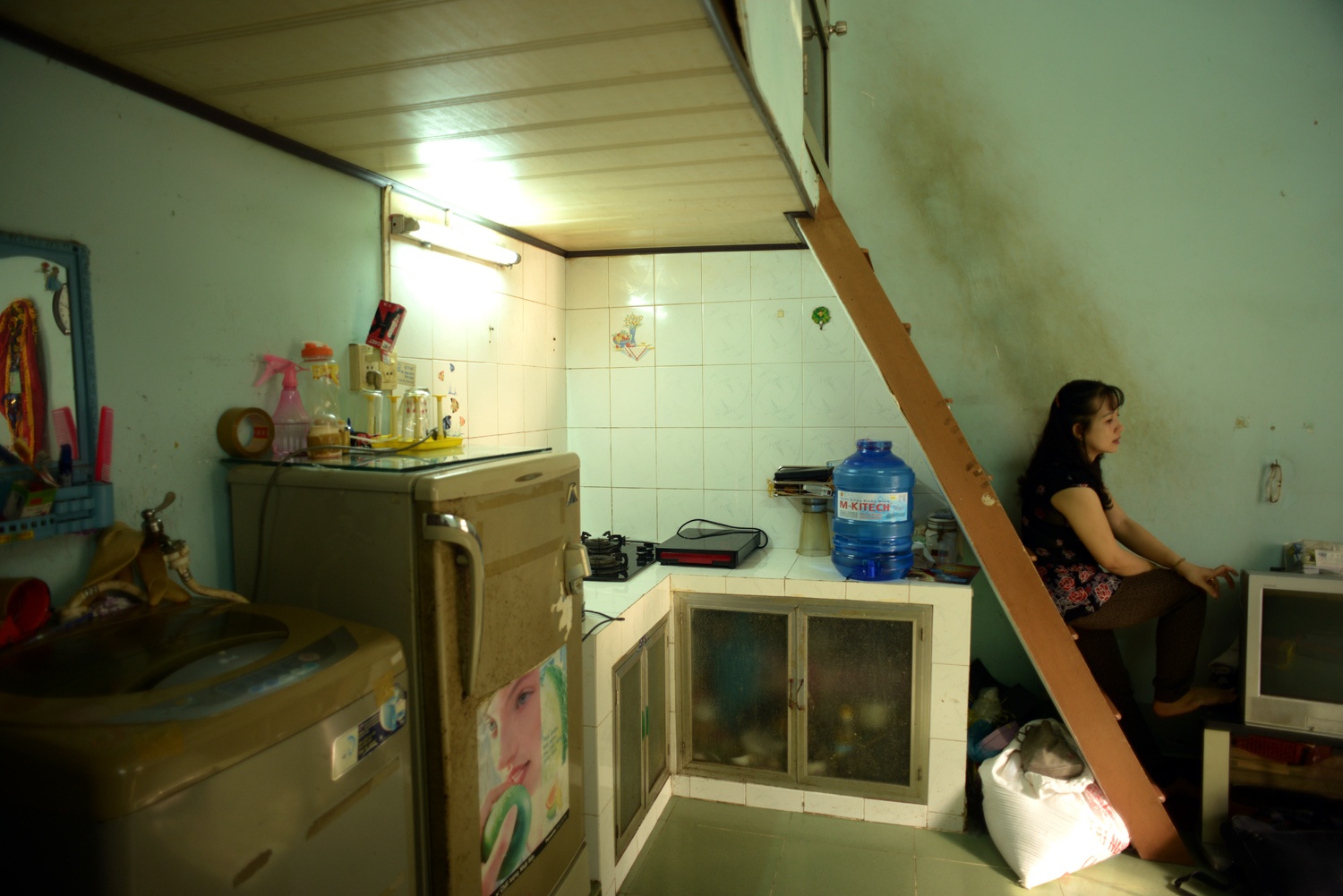 Mẹ Hảo một mình đưa con lên TP HCM học trong khi ba Hảo vẫn công tác tại huyện Chợ Gạo, tỉnh Tiền Giang.