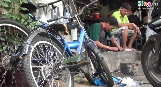 Bien xe dap cu thanh moi de tang tu thien hinh anh