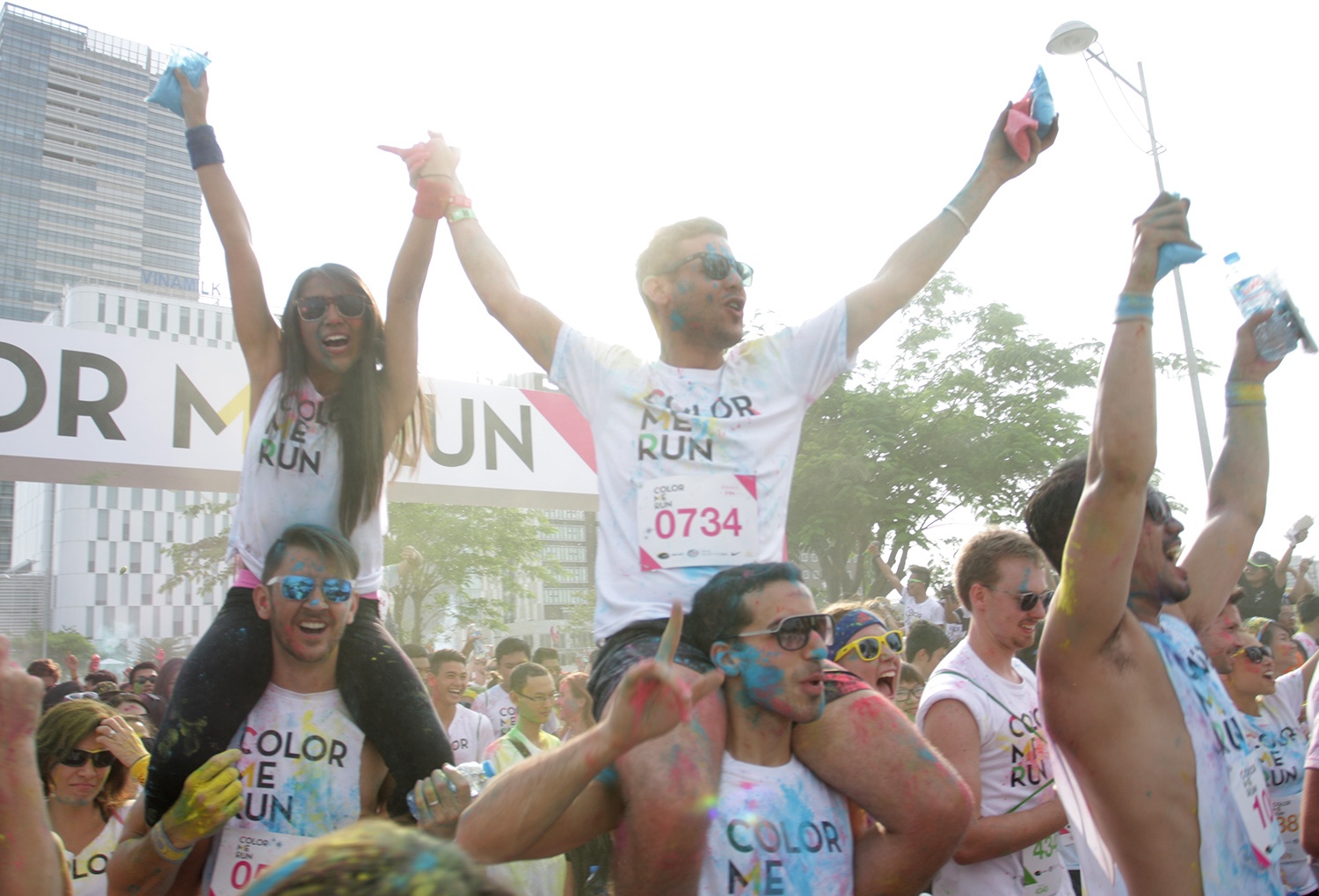 Duong chay sac mau o Sai Gon hinh anh