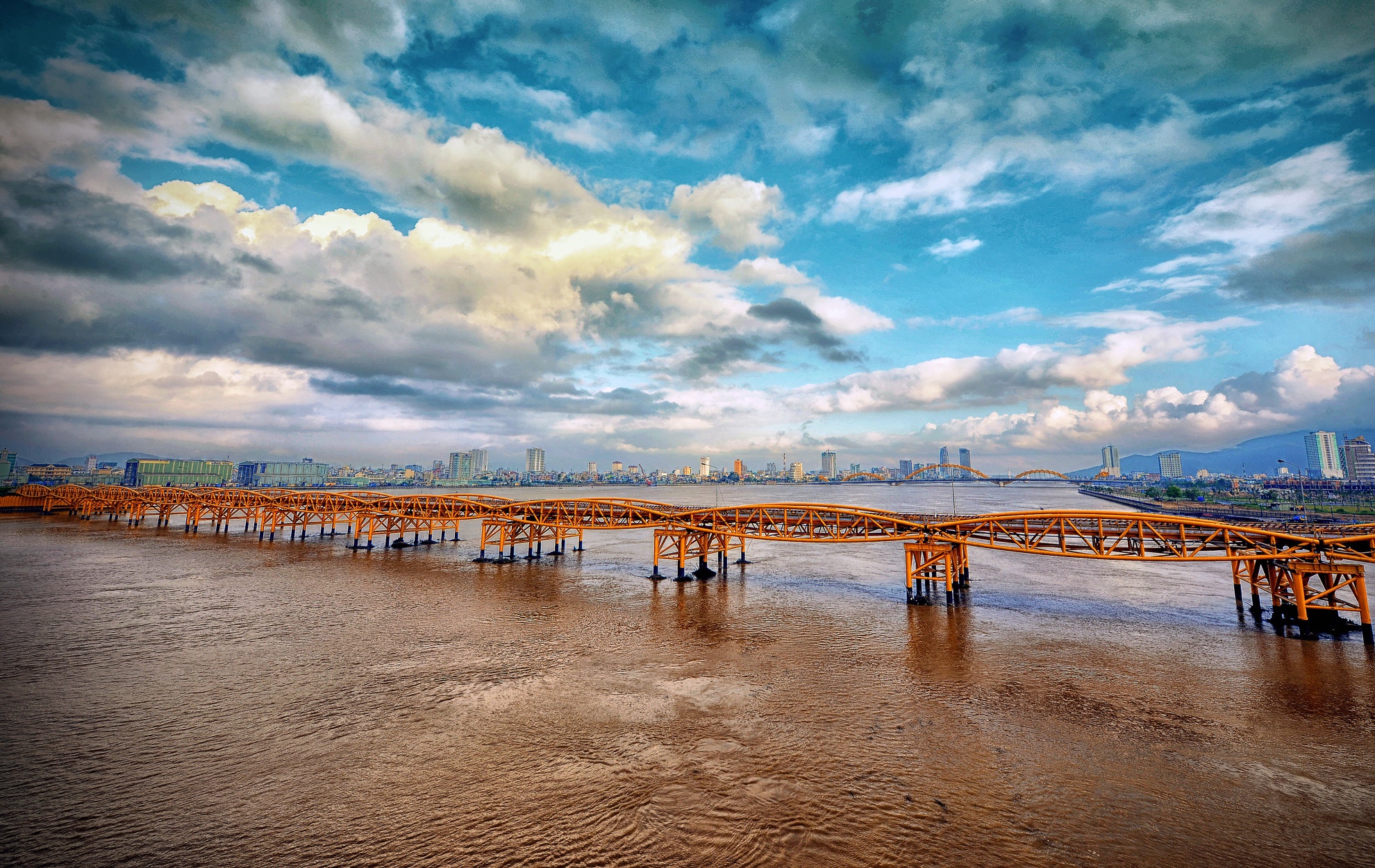 Cầu Nguyễn Văn Trỗi